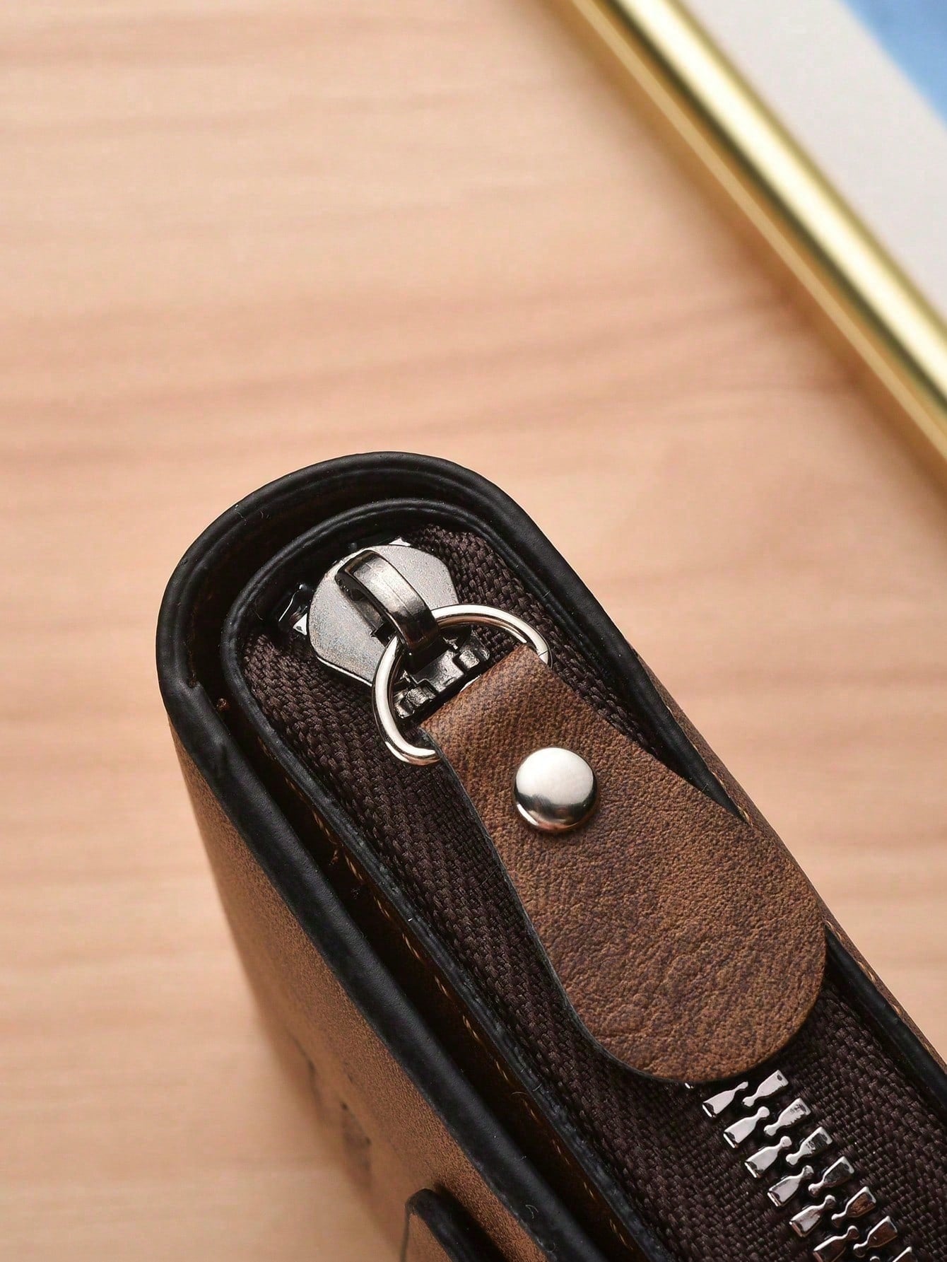 Portefeuille Organisateur Homme – Compact & Sécurisé